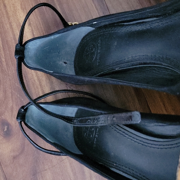 Tory Burch heels with Cheetah on toes - Picture 5 of 5